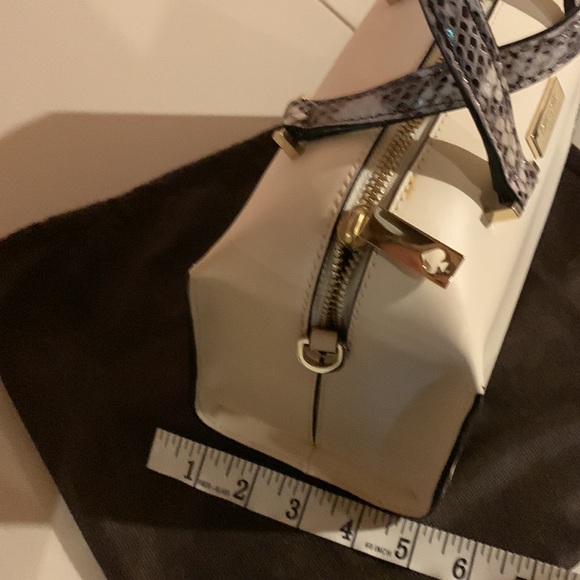 COPY - Kate Spade purse / crossbody - Picture 10 of 10